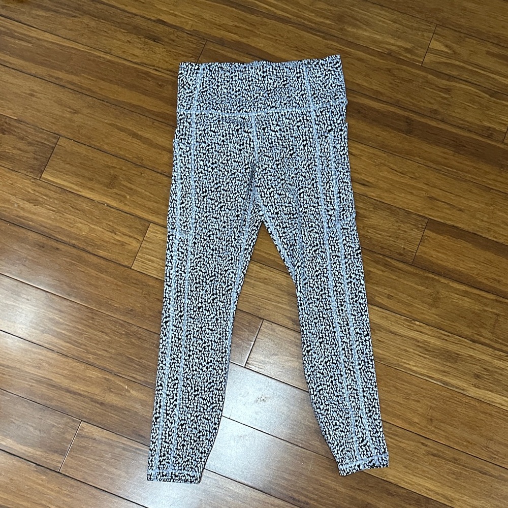 Athleta Monochrome Patterned Leggings